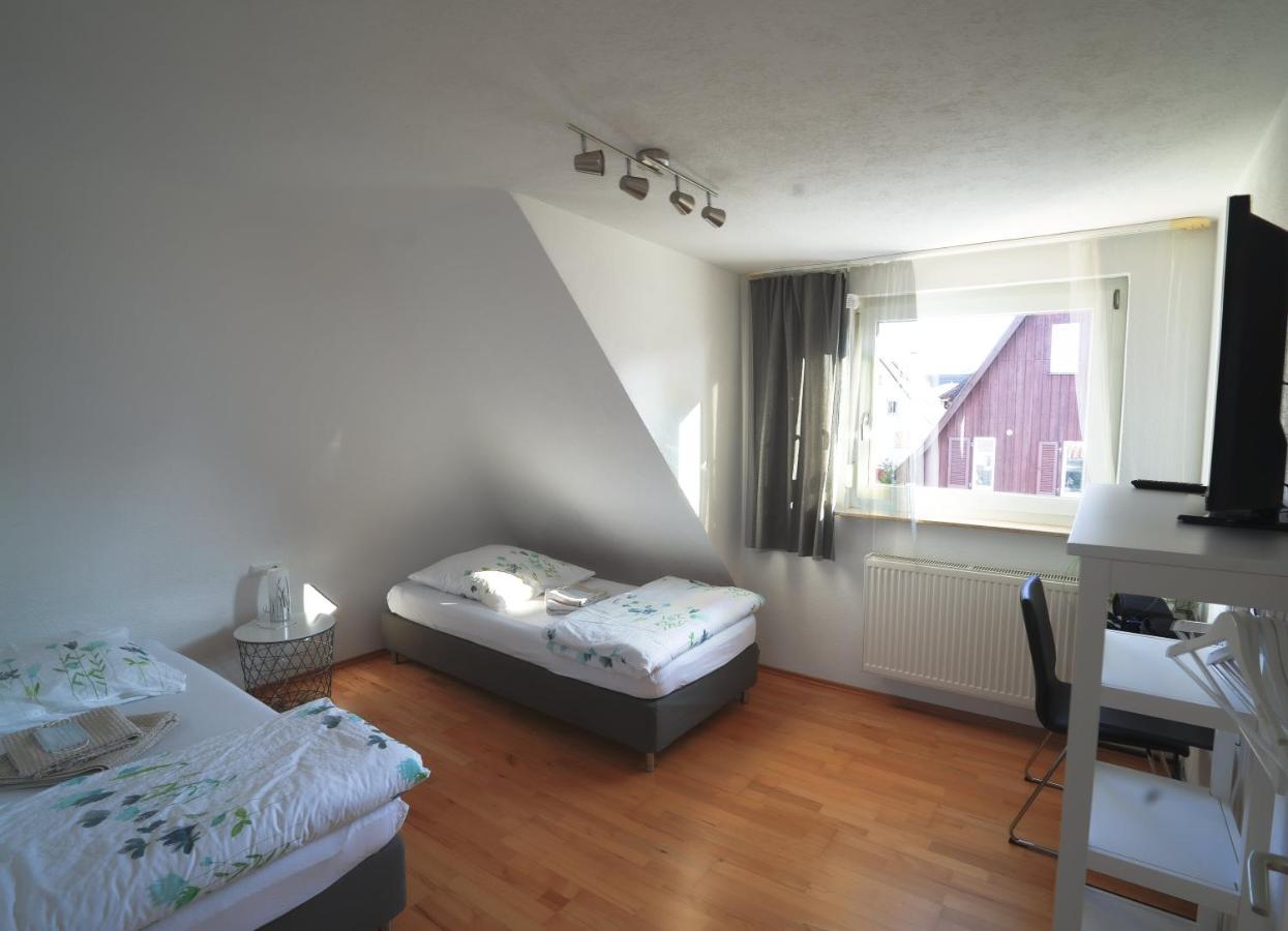 Fewo Reutlingen Heinestrasse Dg Daire Oda fotoğraf
